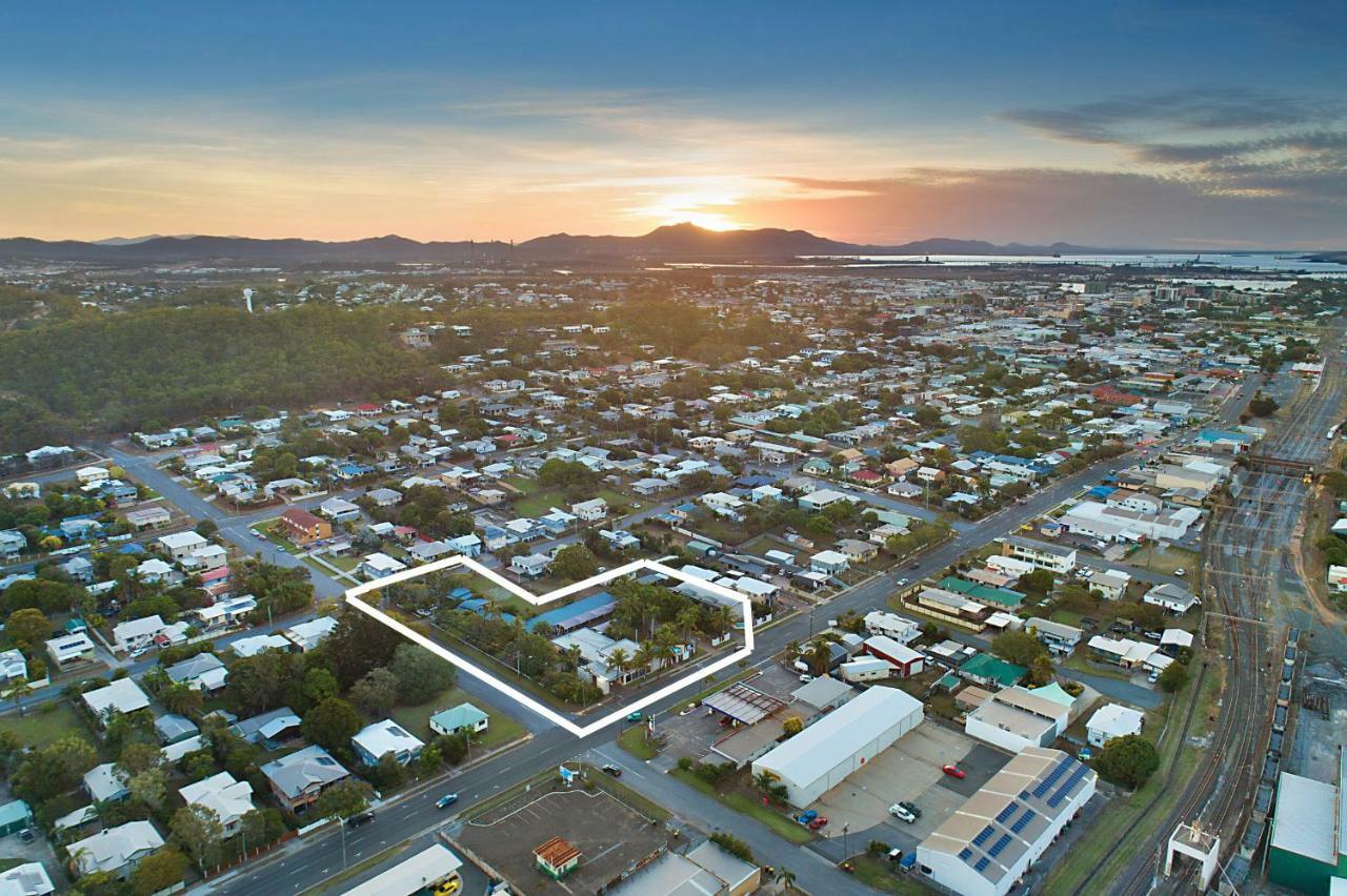 South Gladstone Motel Экстерьер фото
